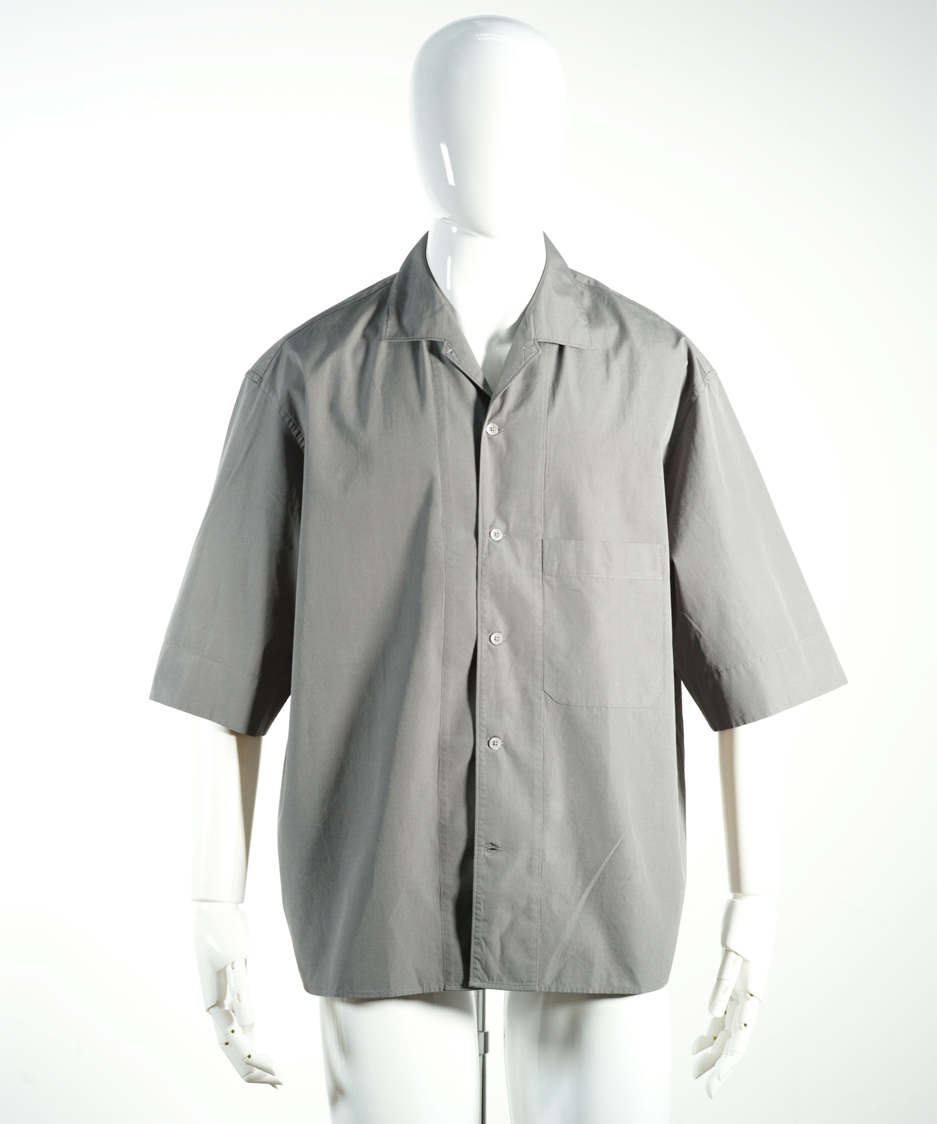LEMAIRE CONVERTIBLE COLLAR SHIRT SS GREY / INCONVENIENCE STORE